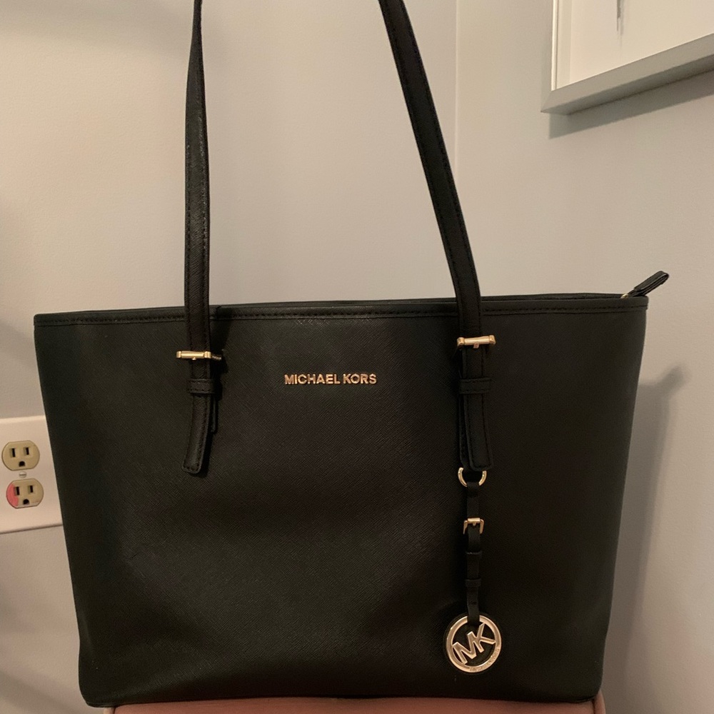 Michael Kors Large Jet Set Tote Black